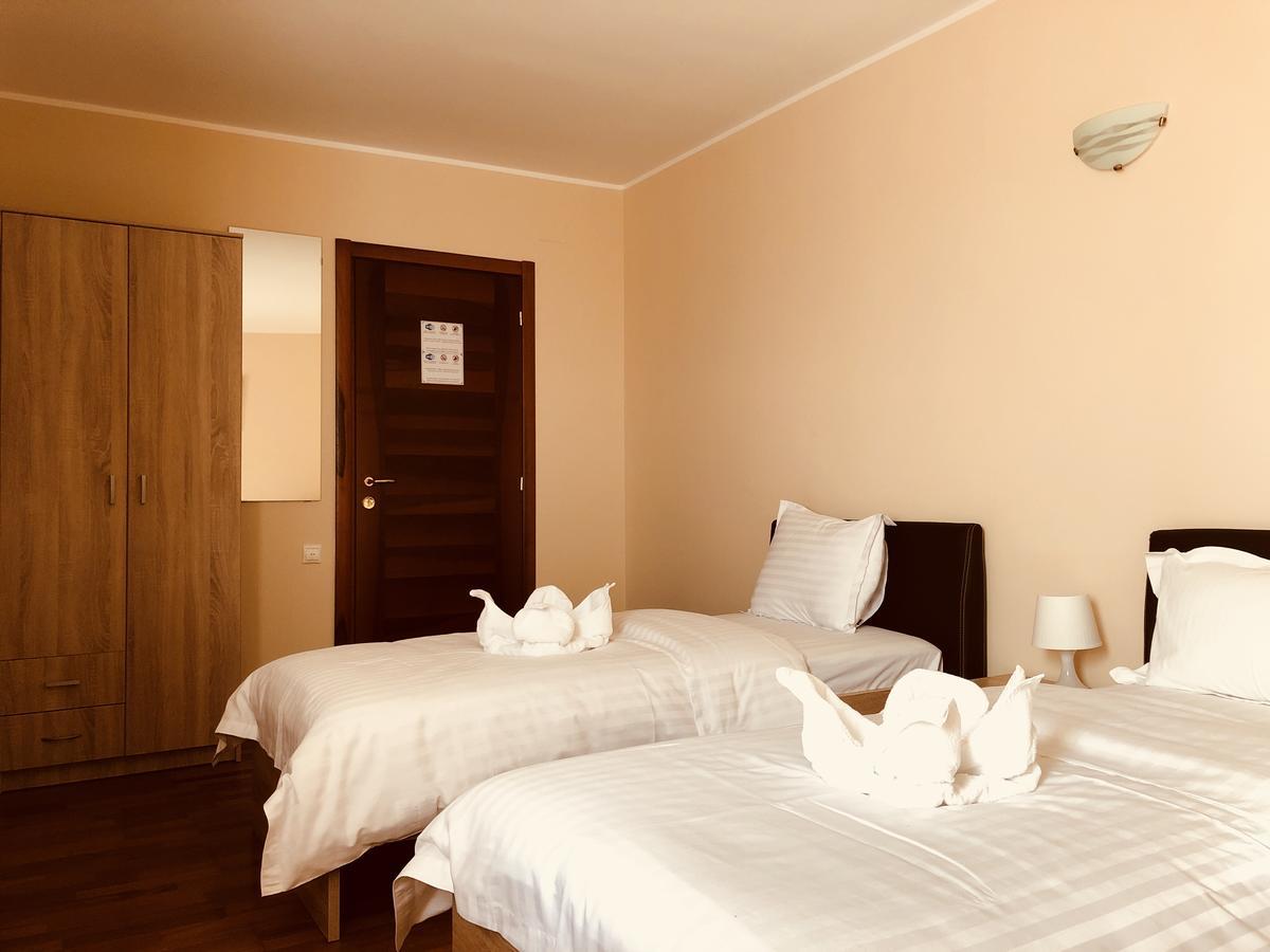 Monte Carlo Palace Rooms 布加勒斯特 外观 照片